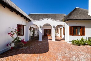 Front of property - Laborie Estate (Paarl)