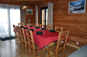 تناول الطعام