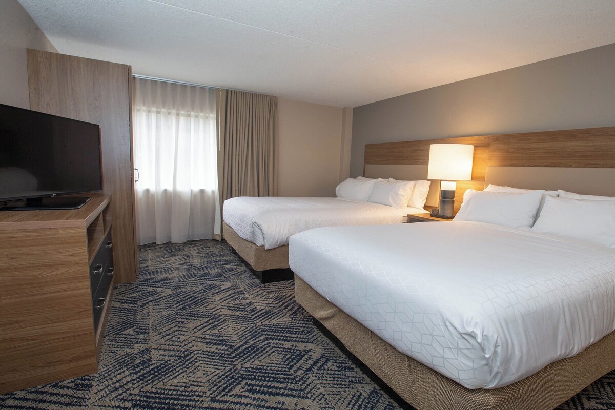 Suite | 1 bedroom, premium bedding, pillowtop beds, desk