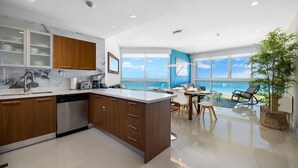 星評価なしの画像、5 / 99、ボタン
