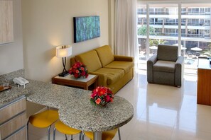 Living area - SUITE - 2 Bedrooms, 2 Bathrooms   - Full Kitchen and bath. Low level. -UNIT 3 (Pampatar)