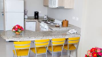 Fridge, microwave, dishwasher, coffee/tea maker