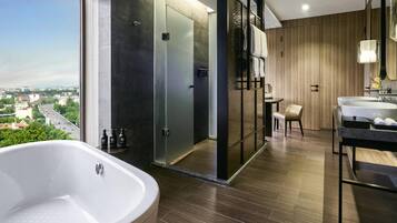 Junior Suite, 1 King Bed (Pullman)