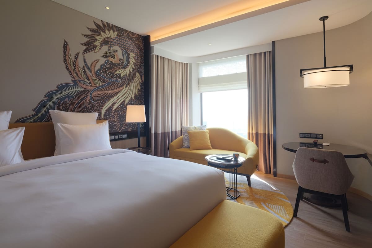 1 bedroom, premium bedding, minibar, in-room safe
