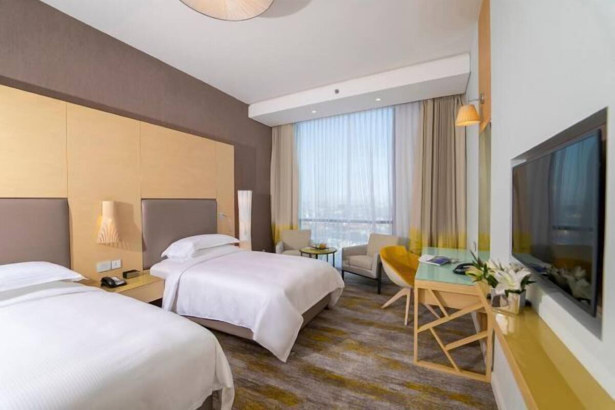Minibar, una cassaforte in camera, Wi-Fi gratuito, lenzuola
