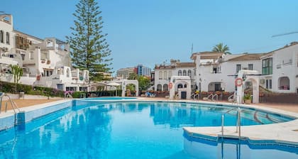 Pueblo Evita Resort 2 bedrooms in Benalmadena close to everything