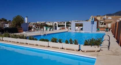 Pueblo Evita Resort 2 bedrooms in Benalmadena close to everything
