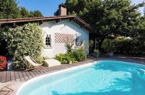 Piscine extérieure, piscine chauffée