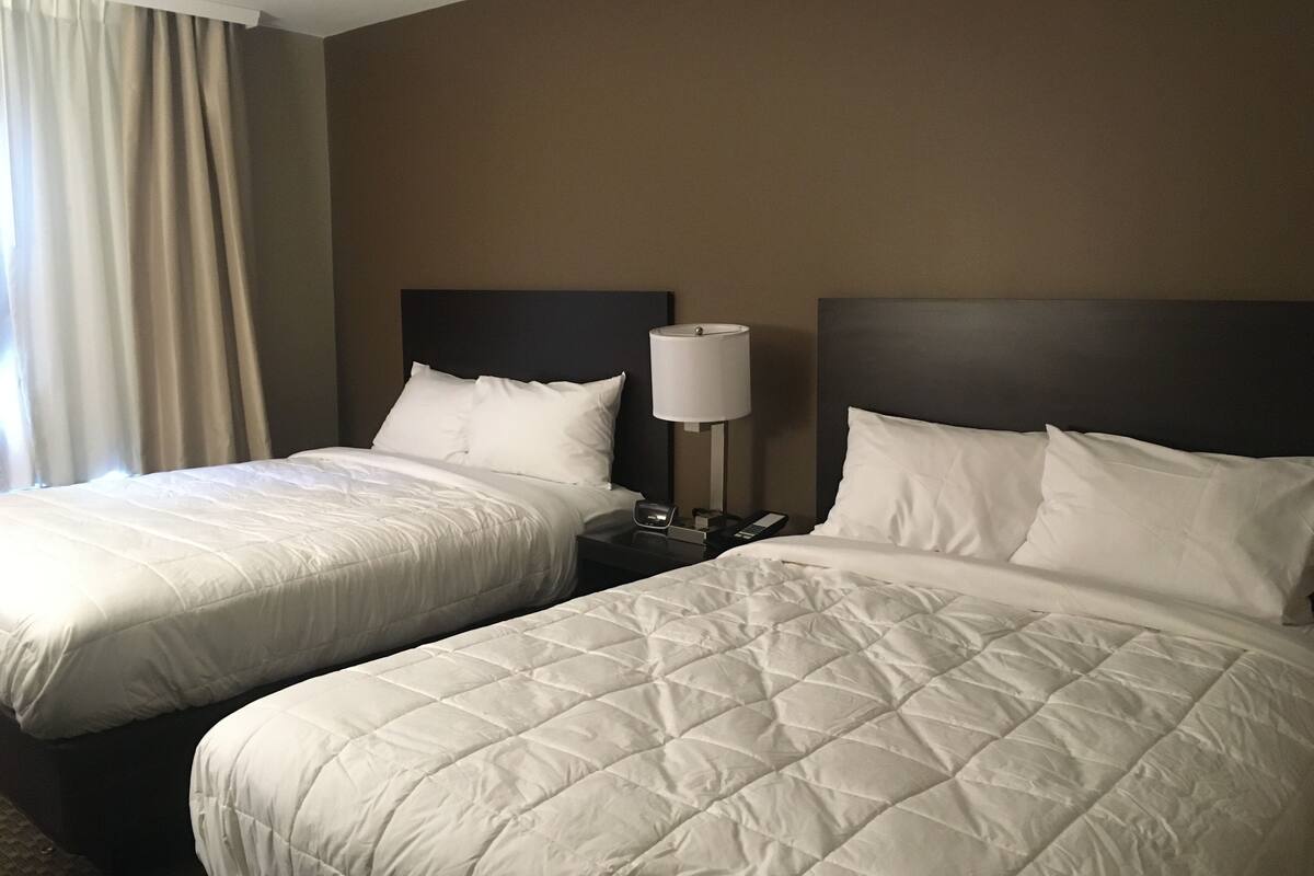 Desk, free WiFi, bed sheets