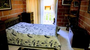 5 habitaciones y wifi gratis