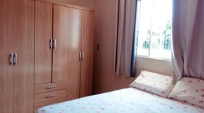 1 quarto, Wi-Fi, roupa de cama, acesso para cadeiras de rodas