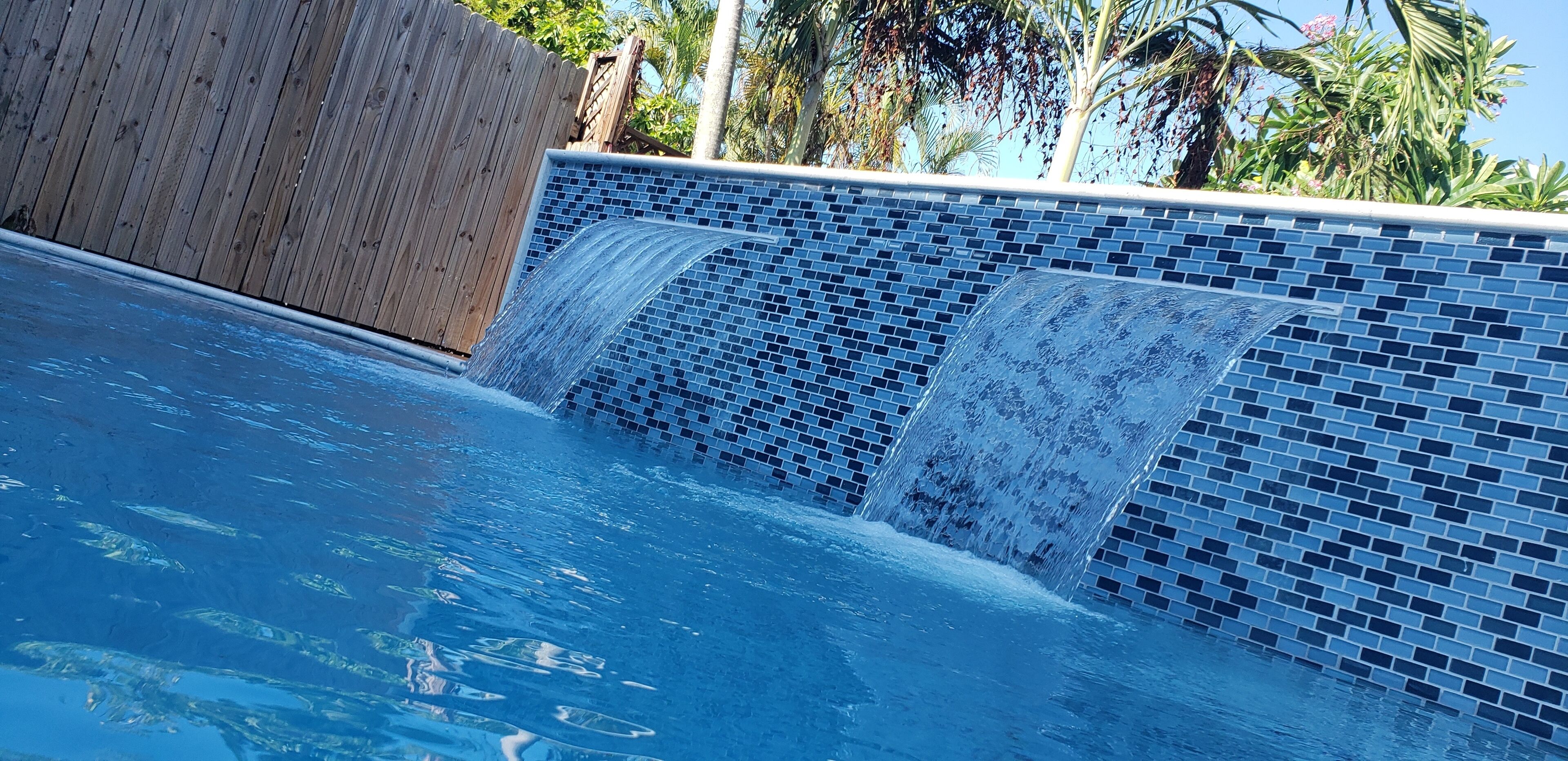 Piscine extérieure, piscine chauffée