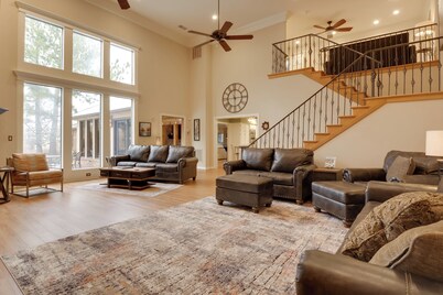 Luxe Home w/ Private Pool & Game Room in Vinita