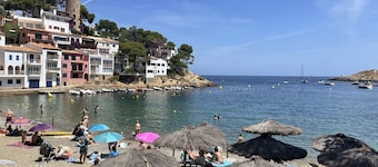 Casa Adela with private pool on walking distance to Begur.