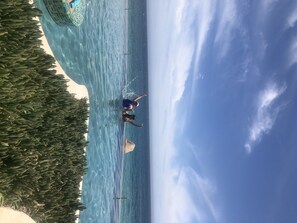 室外游泳池，恒温泳池