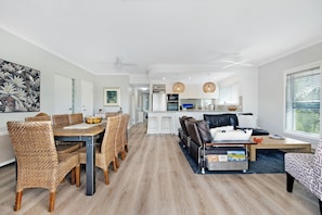 Appartement | Aire de séjour | Téléviseur connecté, Netflix, services de diffusion en continu