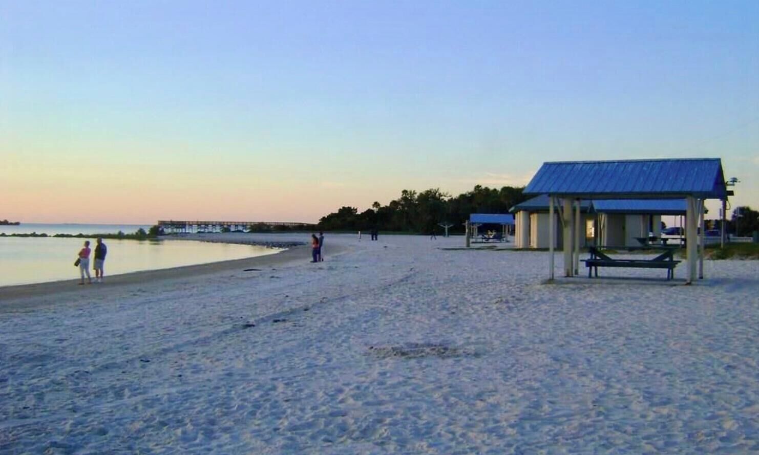 Liegestühle, Strandtücher