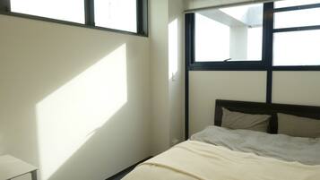 Apartment (G) | 1 bedroom, iron/ironing board, free WiFi