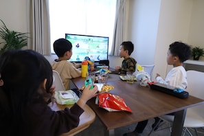 Luxury-Apartment | Wohnbereich | Flachbildfernseher, Streaming-Dienste
