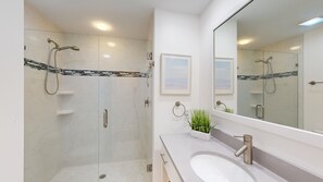 Shower, hair dryer, towels - Escape to this recently remodeled, coastal-inspired retreat! (Hilton Head)