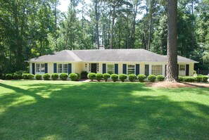 Exterior - IDEAL Masters/Women's Amateur Rental, 2.5 miles from the Augusta National (Augusta)