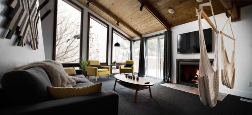 The Hammock House, Sauna, Hot Tub, and Arcade at the Cottonwoods.