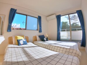 House, 4 Bedrooms | 4 bedrooms, free WiFi - Cozy House B (Onna)