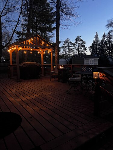 Clink’s Cabin- cozy home situated in beautiful picturesque Indian River Michigan