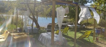 COTTAGE Nº2 AT THE FOOT OF THE LAGOON