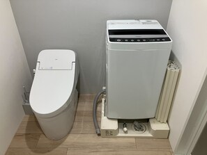 Double Bed Room | Bathroom | Separate bathtub and shower, deep-soaking bathtub, free toiletries