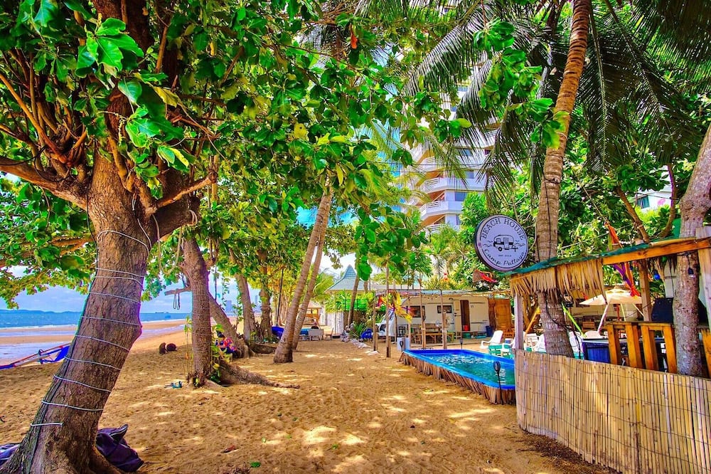 Beach House Camp