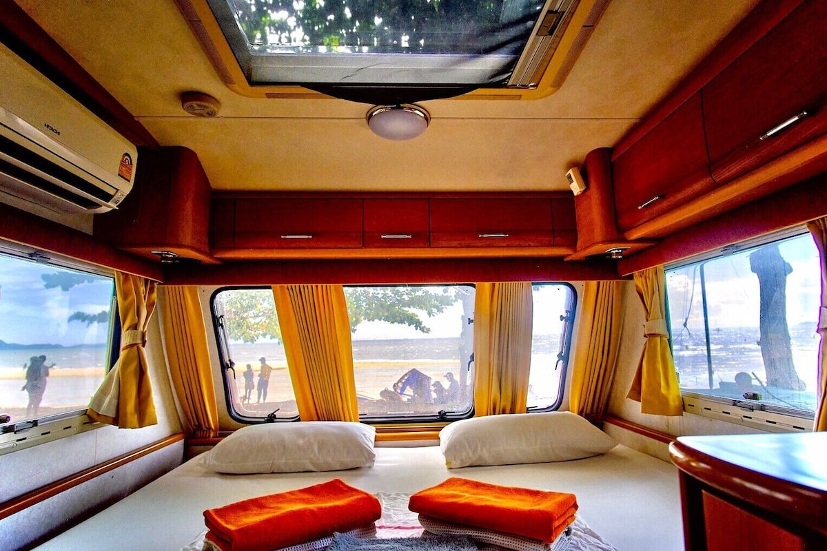 Premium VIP | Con stile personalizzato, con arredamento individuale, Wi-Fi gratuito