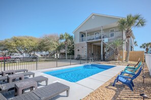 Pool - Sherry's Paradise: Bright and Airy Renovated Oceanview Home! (Oak Island)