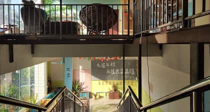 Foshan school age Youth Hostel