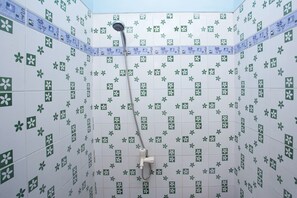Doppelzimmer | Badezimmer