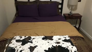 2 bedrooms, iron/ironing board, free WiFi, bed sheets