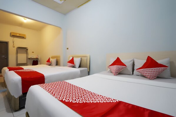 Free WiFi, bed sheets