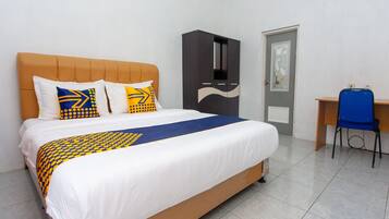 Habitación doble | Escritorio, wifi gratis y ropa de cama