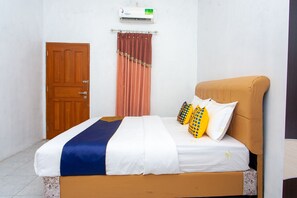 Chambre Double | Bureau, Wi-Fi gratuit, draps fournis