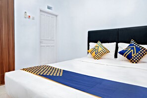 Free WiFi, bed sheets