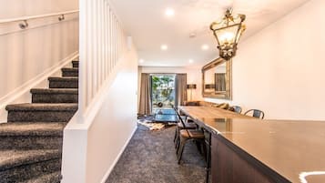 Townhome | Living area