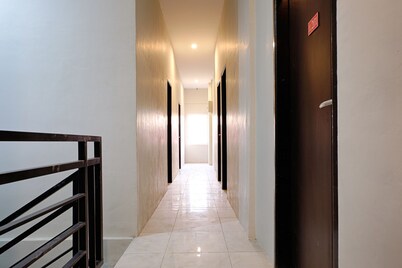 Super OYO 2756 Anata