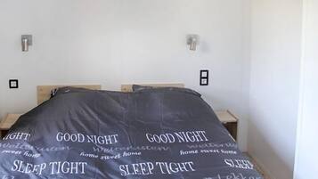 3 makuuhuonetta, internet