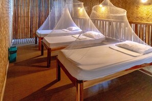 Individually decorated, individually furnished, laptop workspace - Where2next Hostel (El Nido)