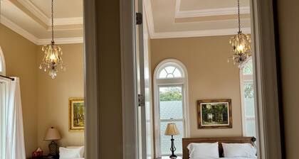 Luxury in Los Altos Hills/Stanford