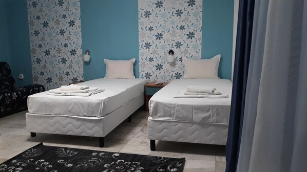 3 quartos, ferros/tábuas de passar roupa, Wi-Fi de cortesia