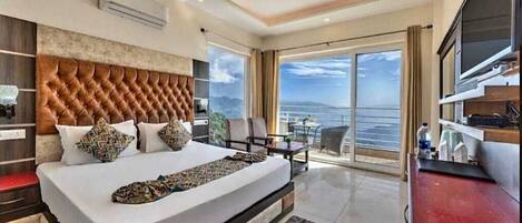 Premium Room, Balcony, Hill View | Premium bedding, iron/ironing board, free WiFi, bed sheets