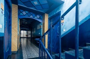 Staircase - Habitat by Liwa (Bengaluru)