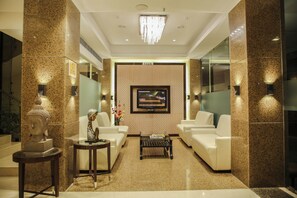Lobby - Hotel Citrus Prime (Raipur)