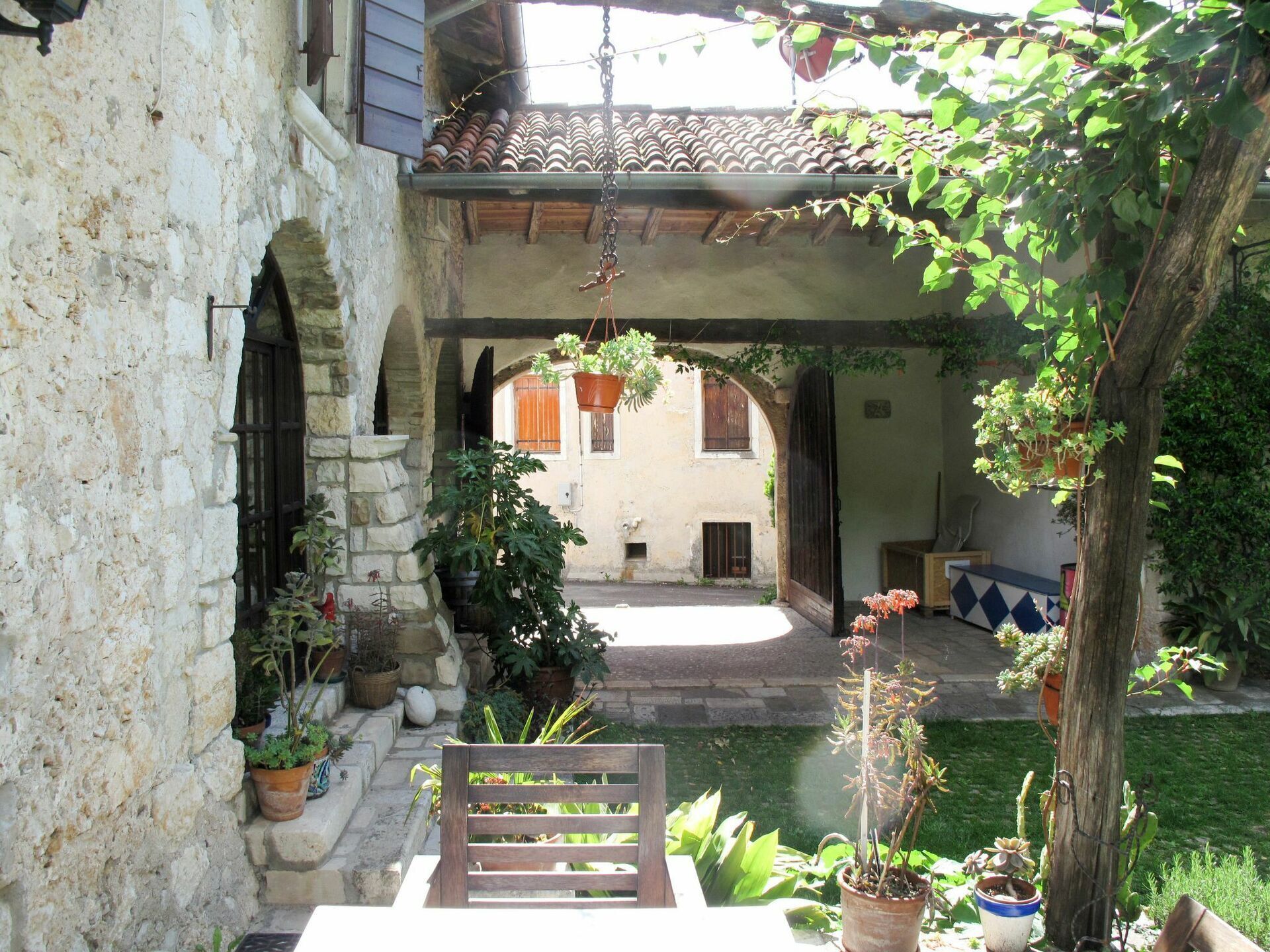Stunning private villa for 6 people with terrace and parking